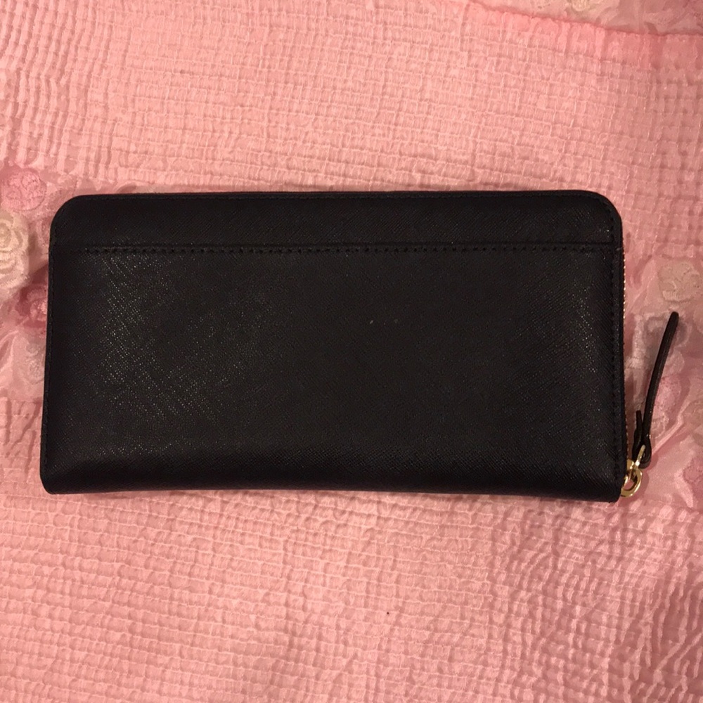 Kate spade wallet. - Picture 2 of 3